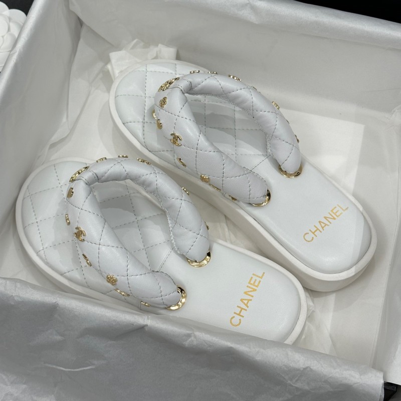 Chanel Slippers 