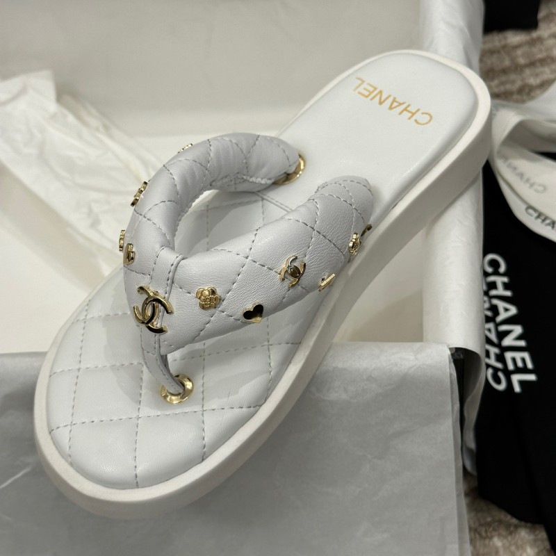 Chanel Slippers 