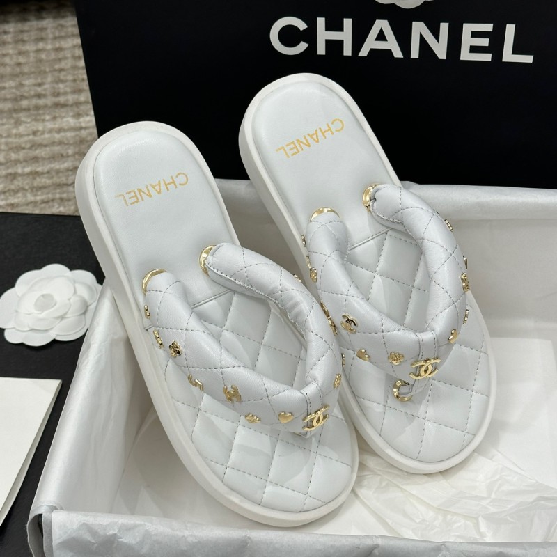 Chanel Slippers 