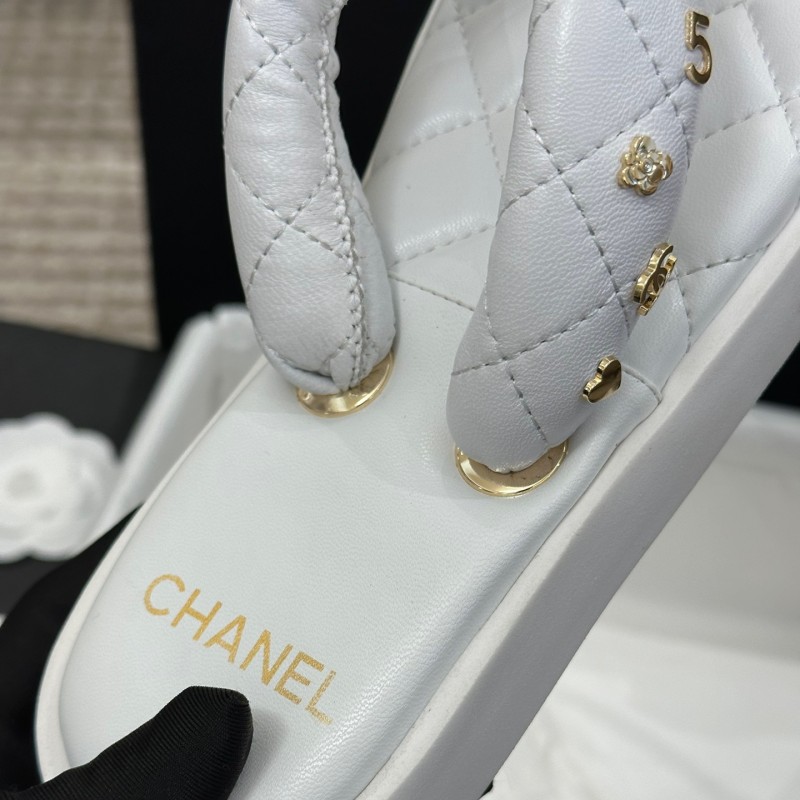 Chanel Slippers 