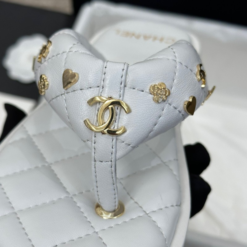 Chanel Slippers 