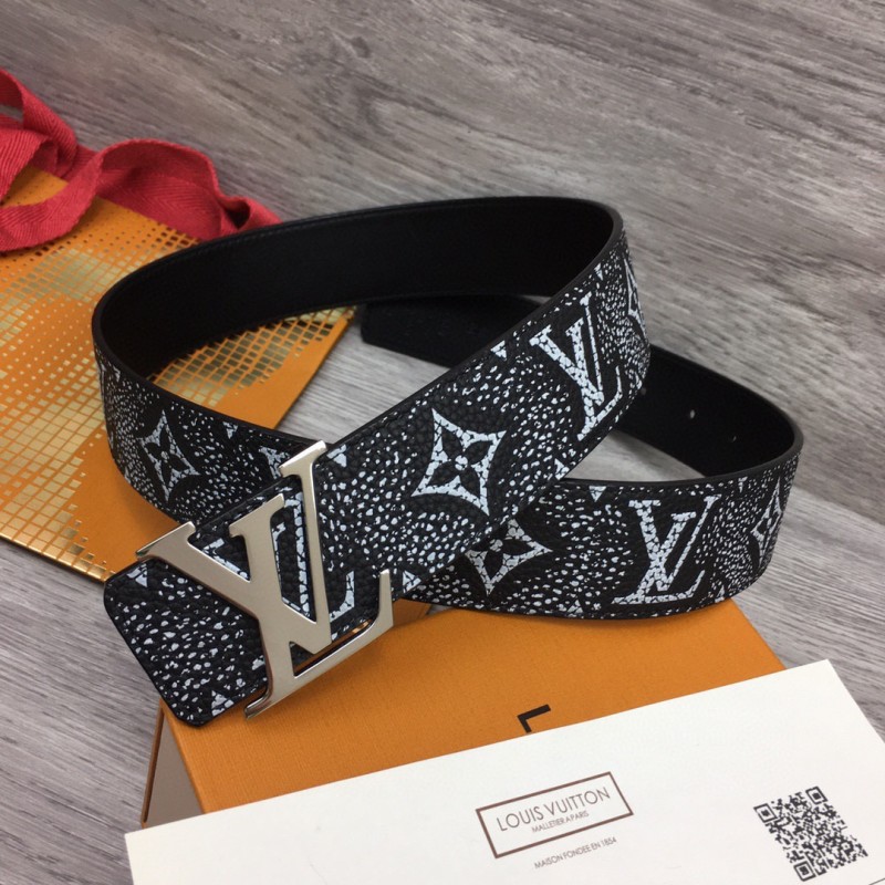 LV Men Belt