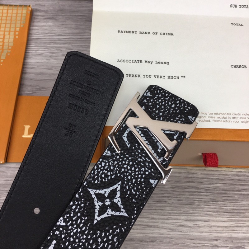 LV Men Belt