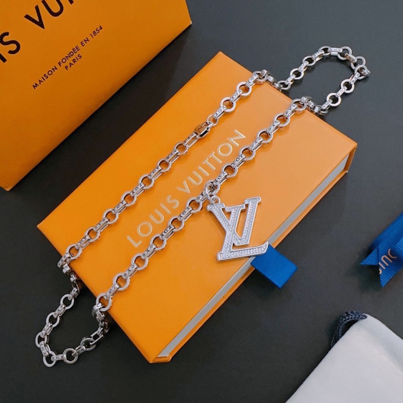 LV Necklace (Unisex)