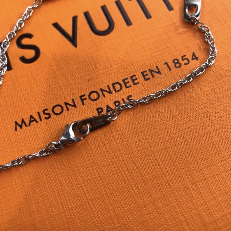 LV Necklace (Unisex)