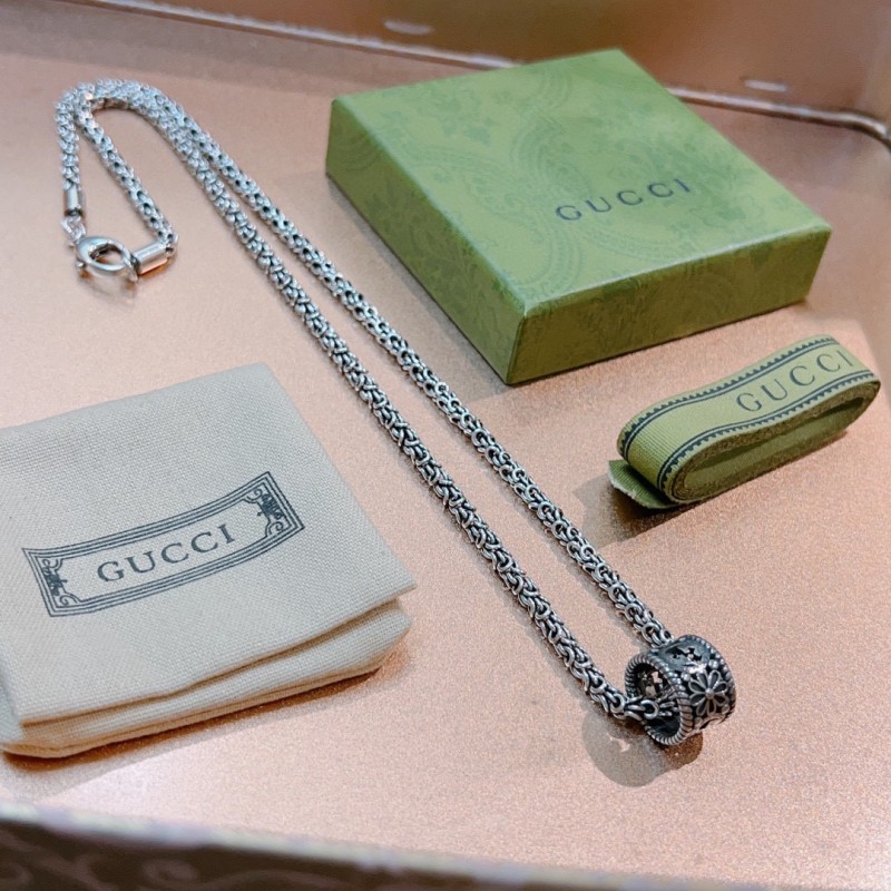 Gucci Necklace (Unisex)