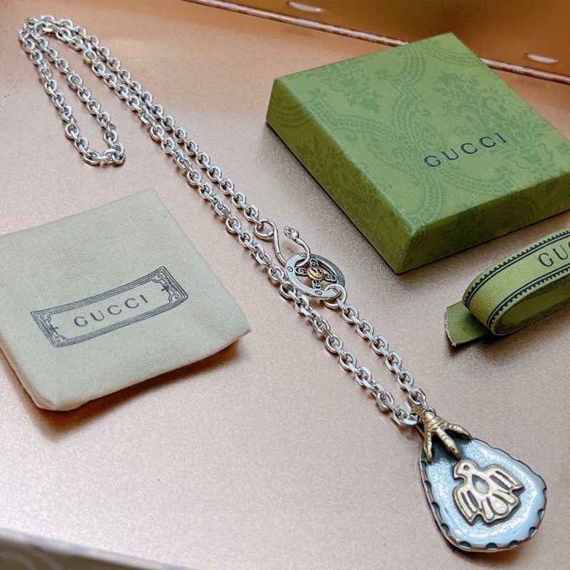 Gucci Necklace (Unisex)