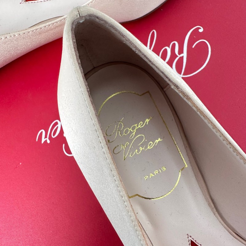 Roger Vivier Flat