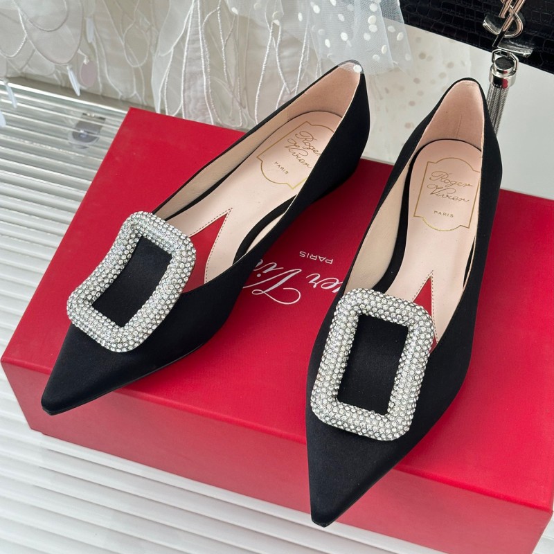 Roger Vivier Flat