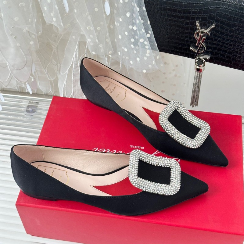 Roger Vivier Flat