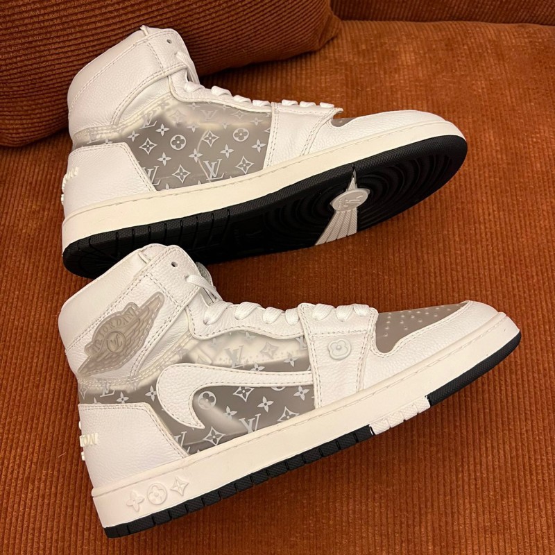 LV x Nike Unisex Sneaker 