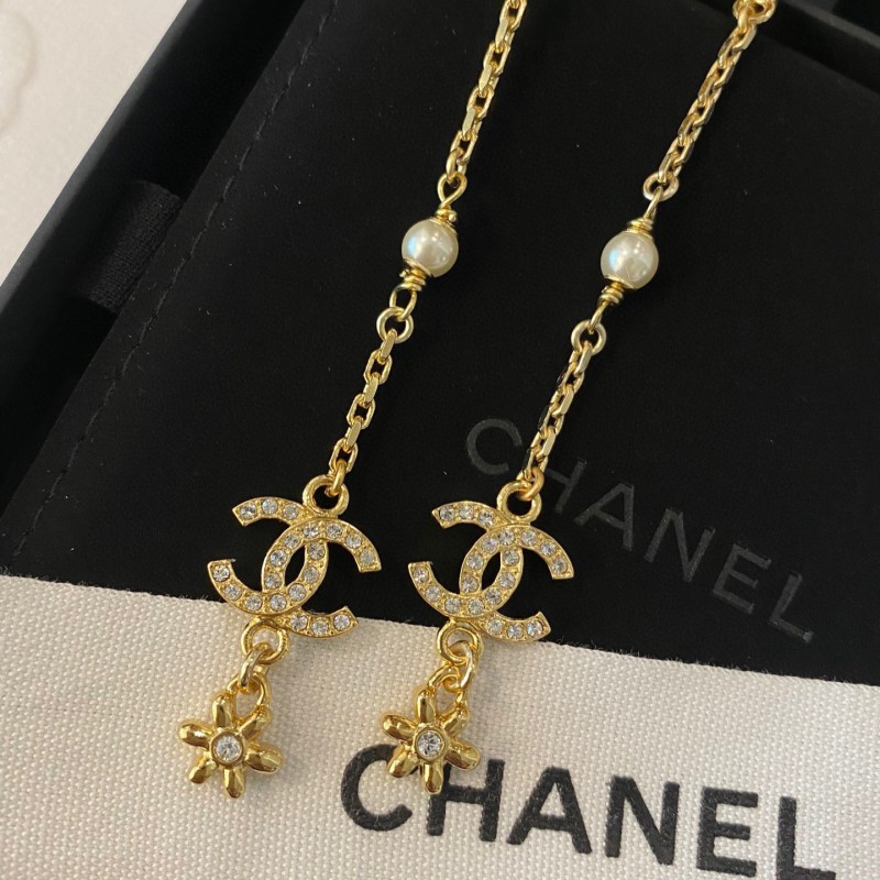 Chanel Earring