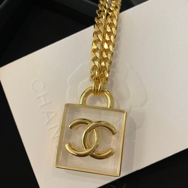 Chanel Earring