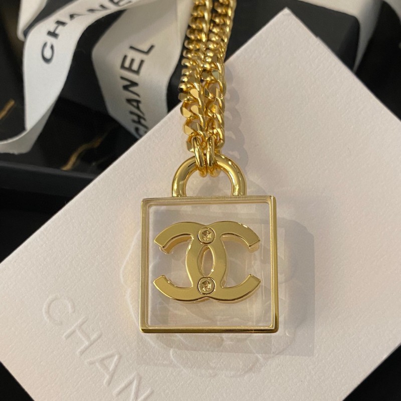 Chanel Earring