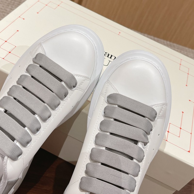 McQueen Unisex Sneaker