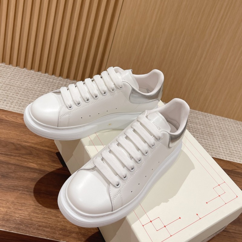 McQueen Unisex Sneaker