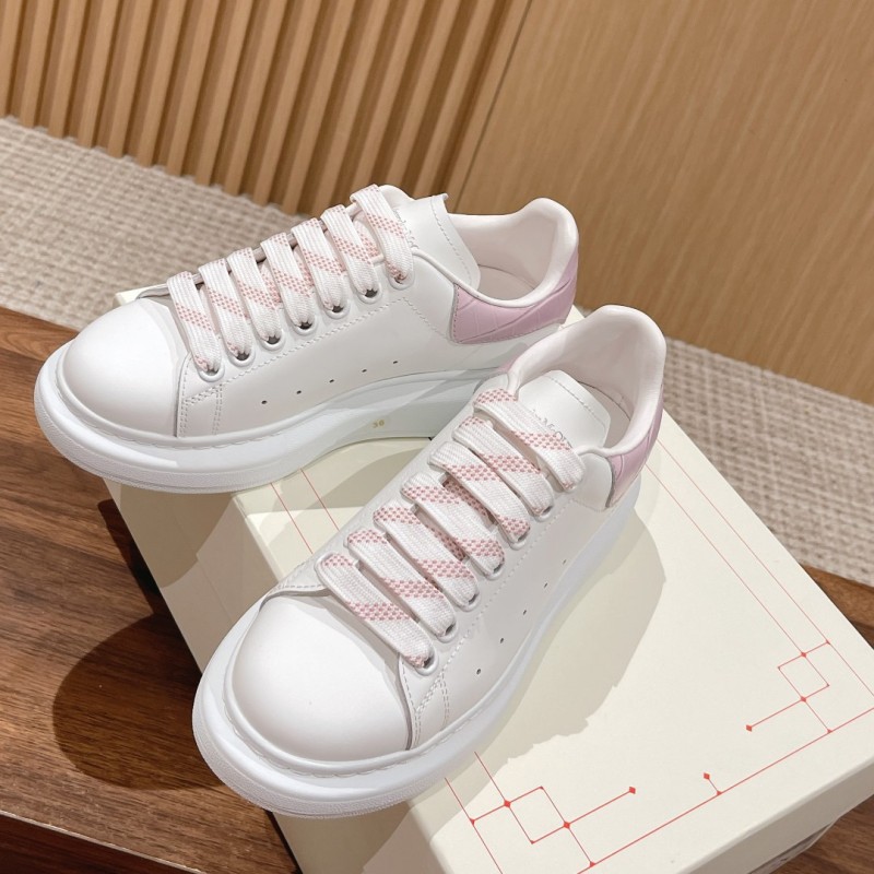 McQueen Unisex Sneaker