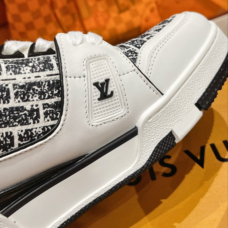 LV Unisex Trainer Sneaker