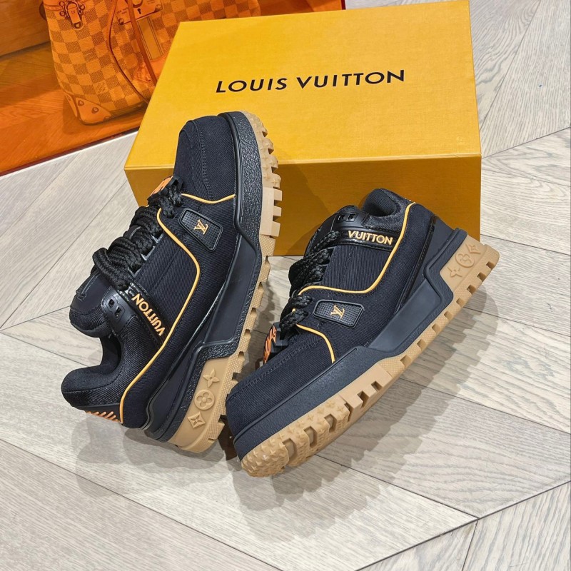 LV Unisex Trainer Sneaker