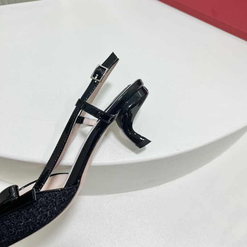 Roger Vivier Virgule Bow Heels