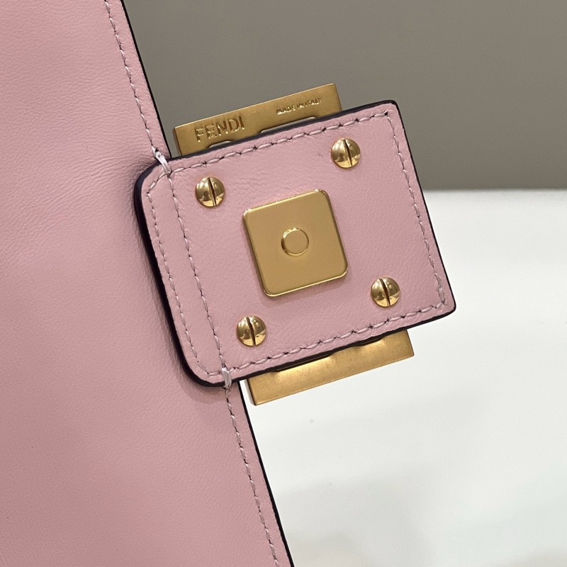 Fendi Baguette