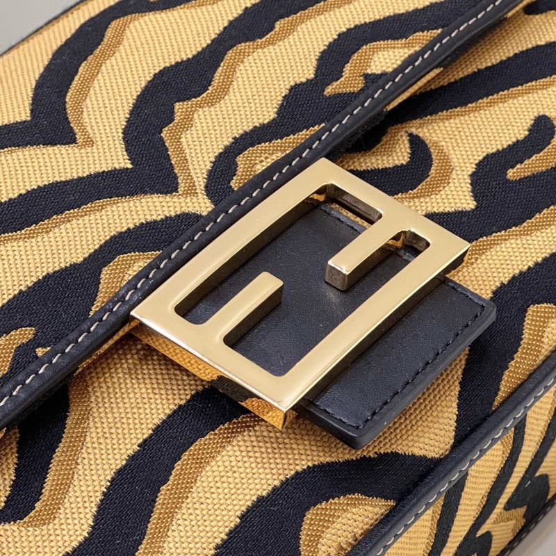 Fendi Baguette