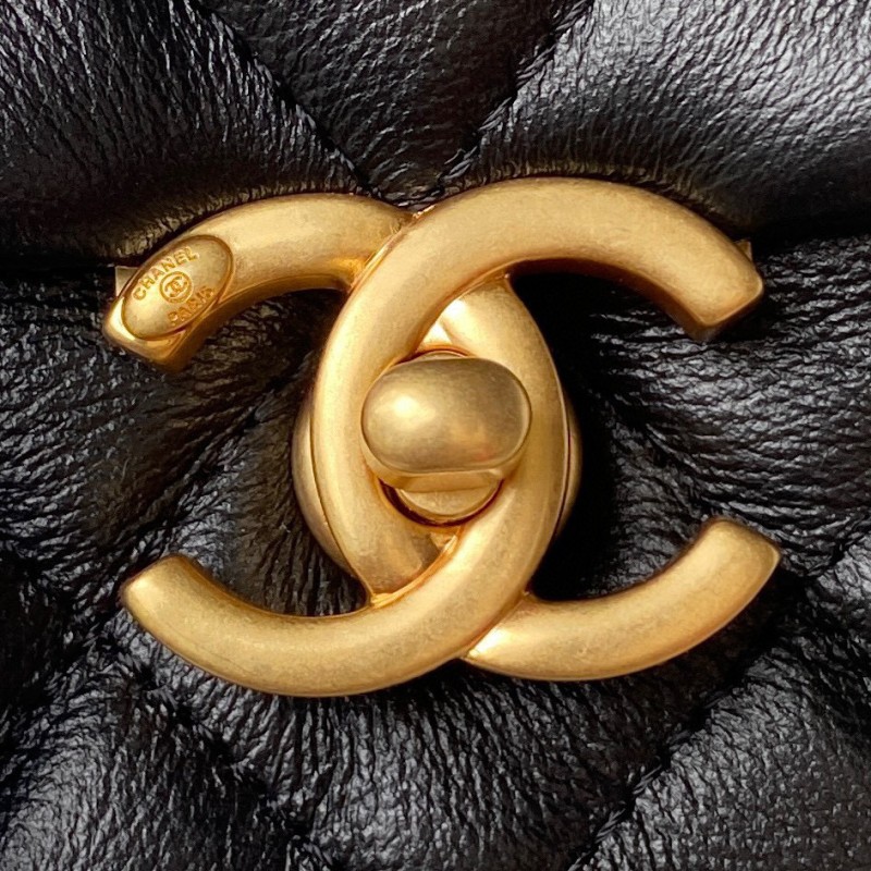 Chanel 23S Handbag