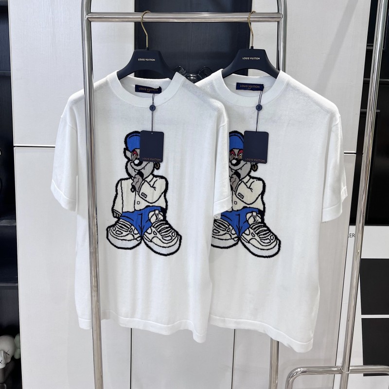 LV Tee