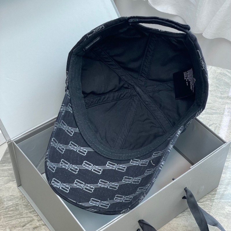 Balenciaga Cap