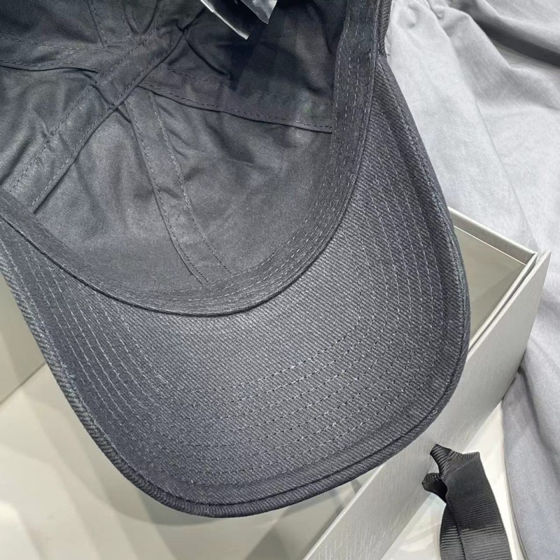 Balenciaga Cap