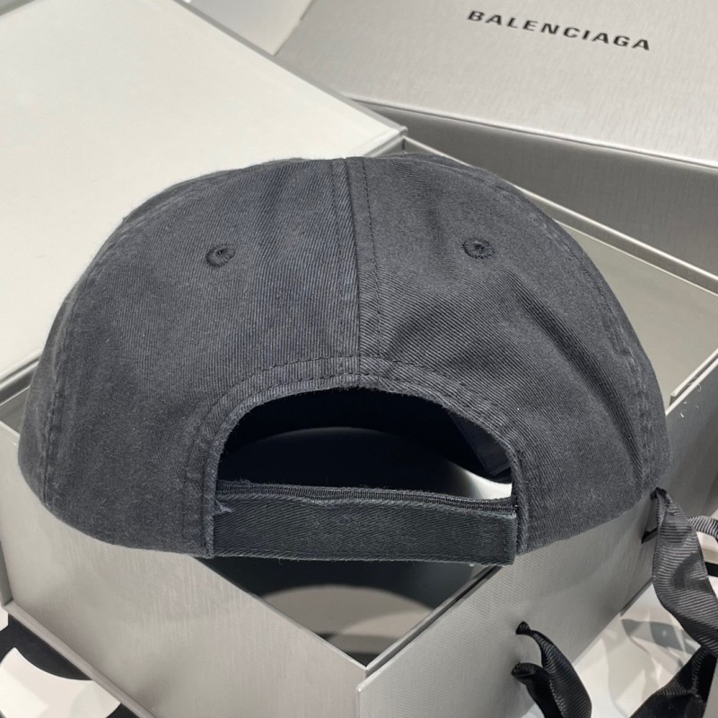 Balenciaga Cap