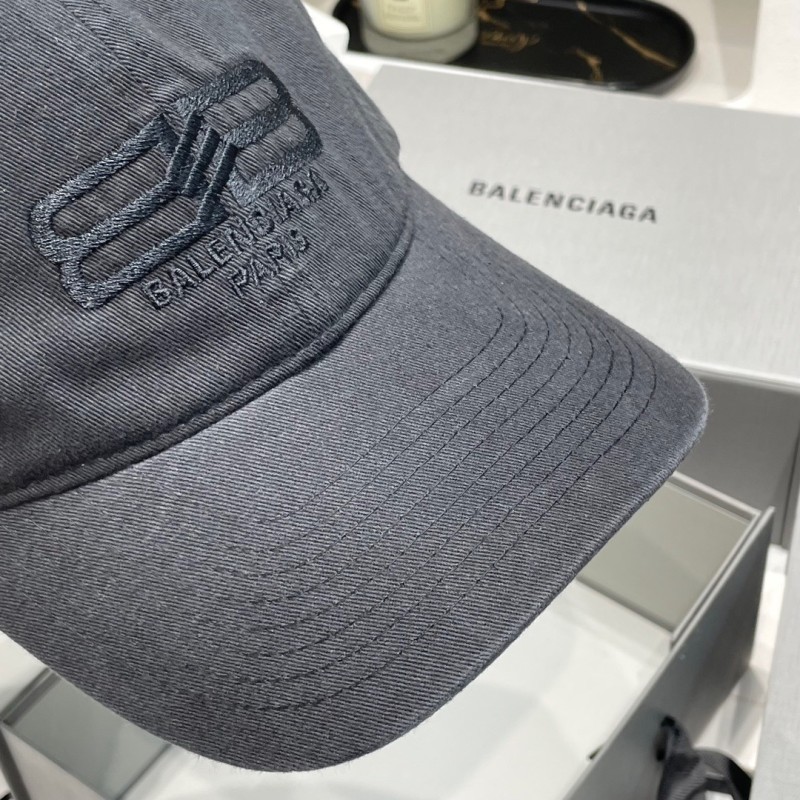 Balenciaga Cap