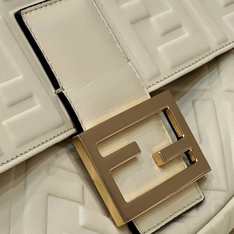 Fendi Baguette