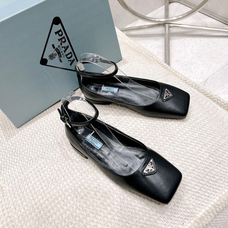 Prada Flat