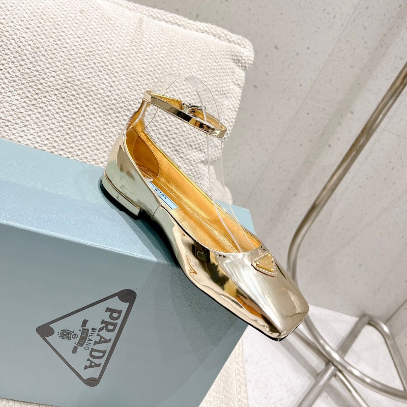 Prada Flat