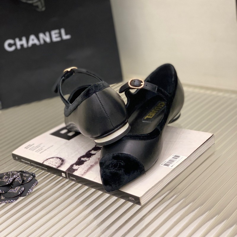 Chanel Flat