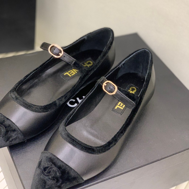 Chanel Flat