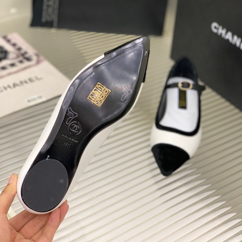 Chanel Flat