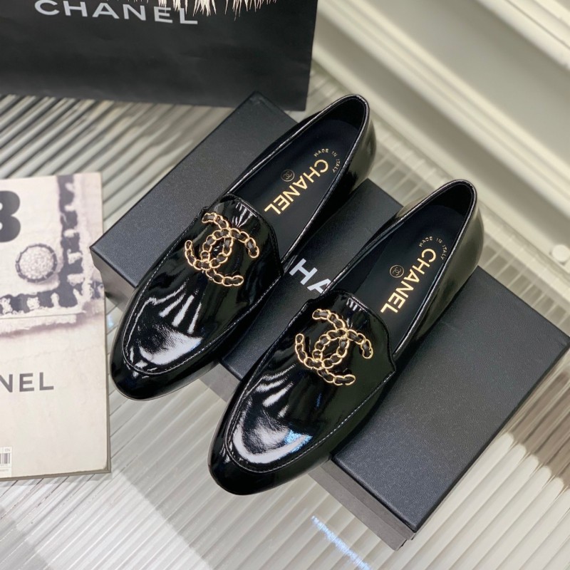 Chanel Flat