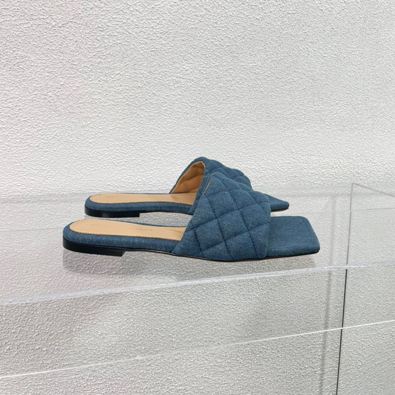 Bottega Veneta Flat