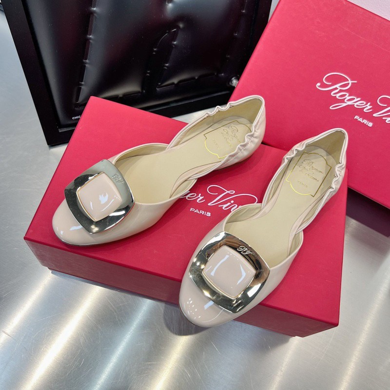 Roger Vivier Flat