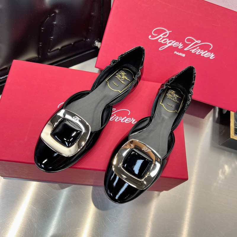 Roger Vivier Flat