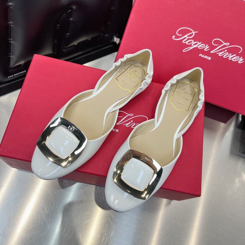 Roger Vivier Flat