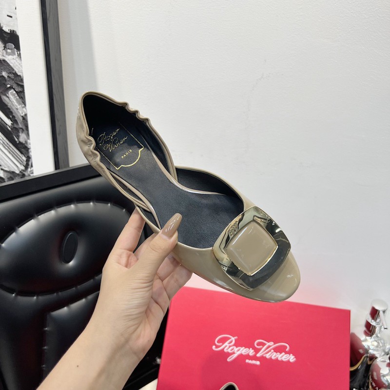 Roger Vivier Flat