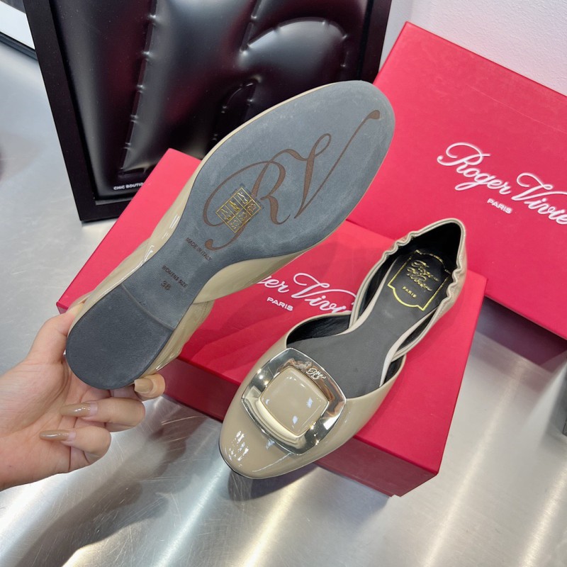 Roger Vivier Flat