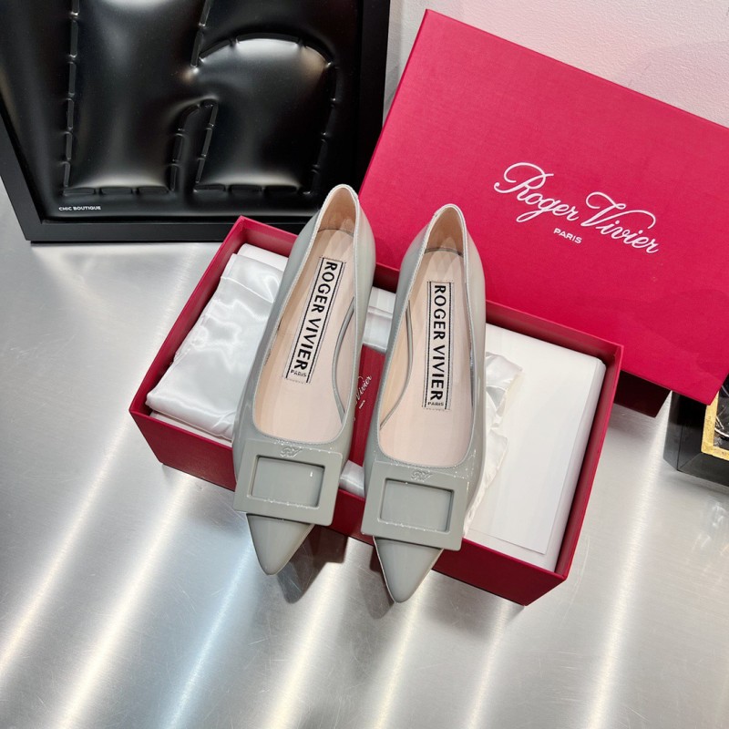 Roger Vivier Flat