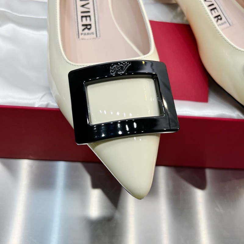 Roger Vivier Flat