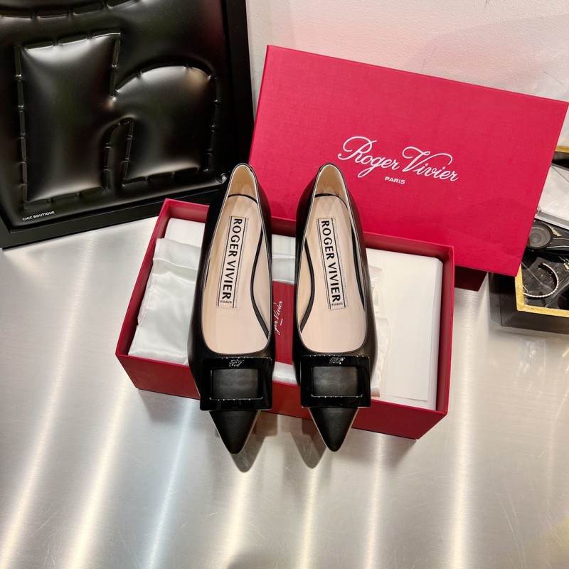 Roger Vivier Flat