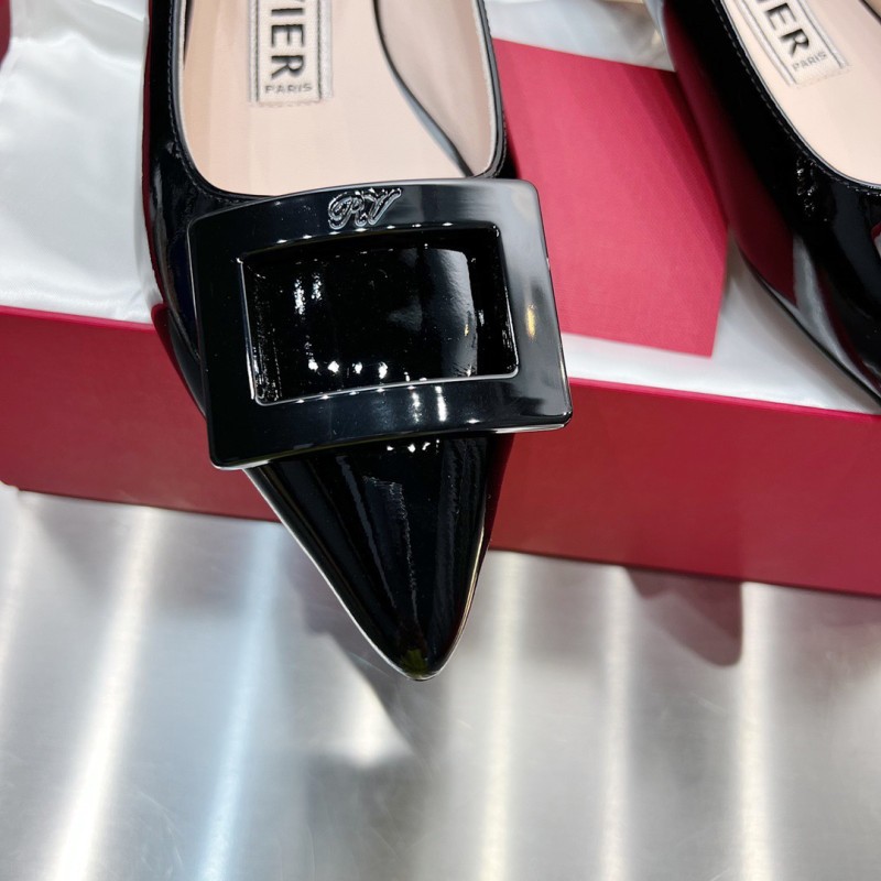 Roger Vivier Flat