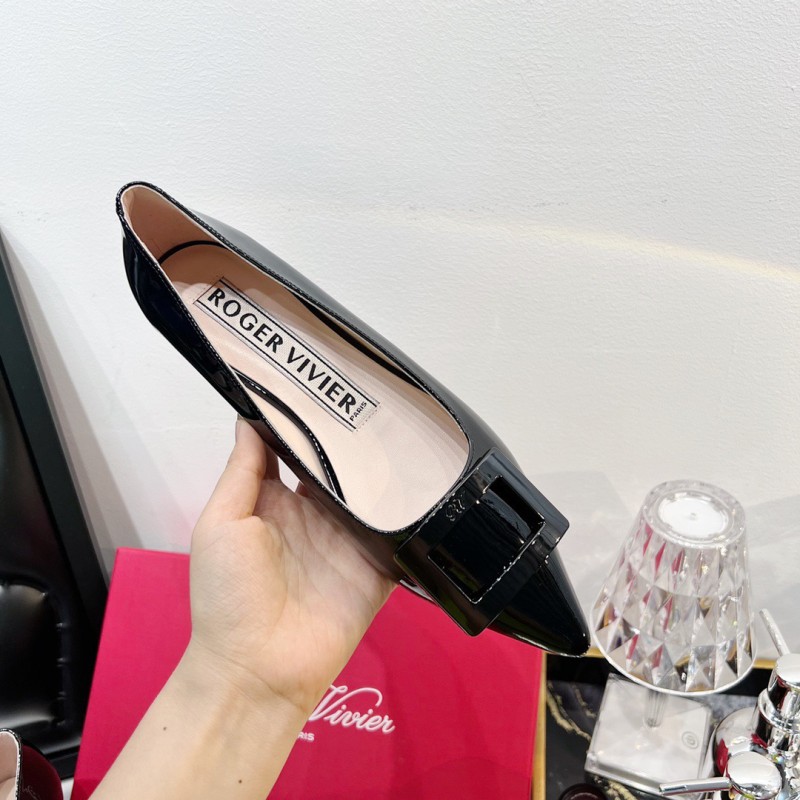 Roger Vivier Flat